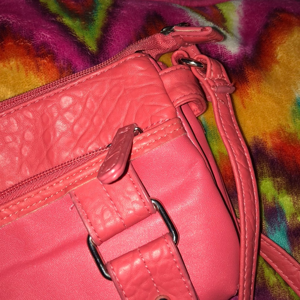Pink purse ๐ - Picture 8 of 8